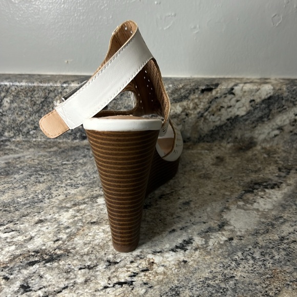 Parker & Sky wedge sandals for women. Size 7 - Picture 7 of 10